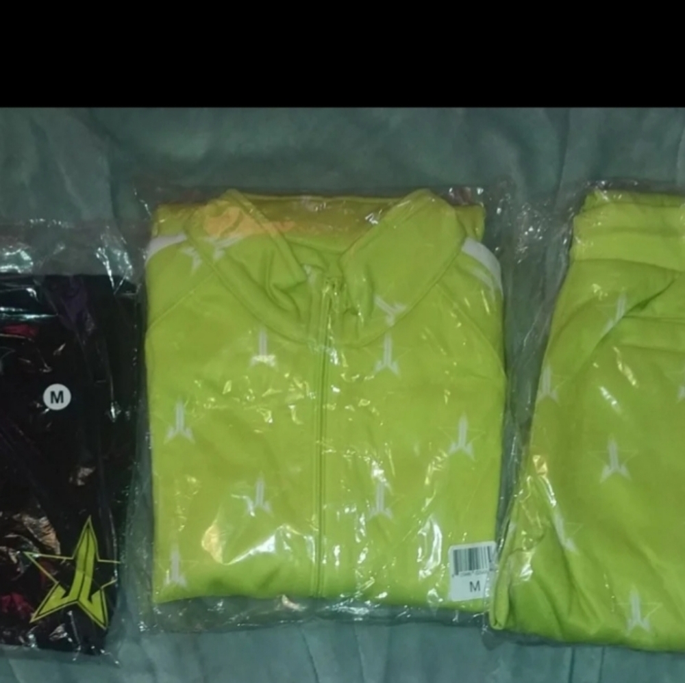 BNIP Chartreuse Tracksuit, Shirt & Slides!